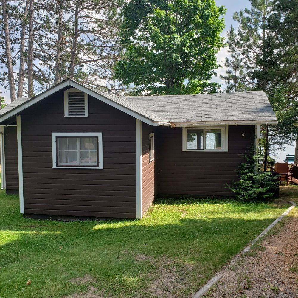 Cabin 6 The Birchwood Resort